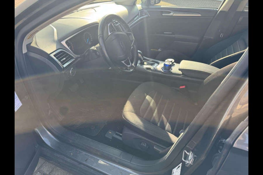 Ford Mondeo Wagon 1.5 Ecoboost Titanium 160pk Automaat | Trekhaak | Stoelverwarming | Apple Carplay,Android Auto | Dealer onderhouden | 1.450 Trekgewicht