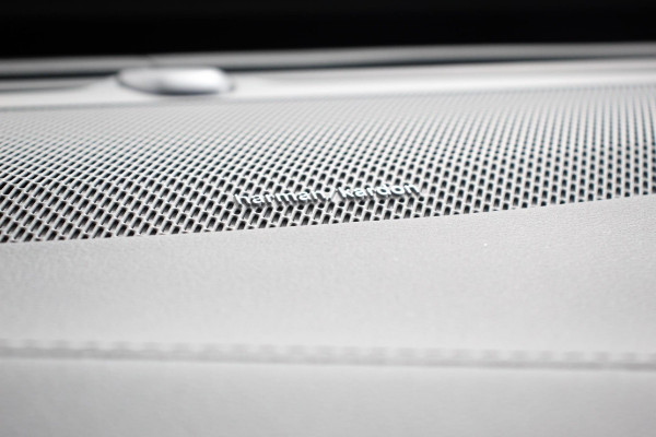 Volvo XC90 2.0 T8 Recharge AWD Ultimate Dark | Leder | Panorama-schuifdak | Navigatie | Harman Kardon | Electrisch bedienbare achterklep | Camera