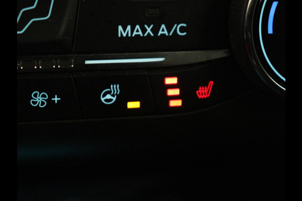 Ford Focus 1.0 EcoBoost ST Line | Panoramadak | Trekhaak | Stoelverwarming | Adaptive cruise | Camera | B&O Sound | Carplay | Navigatie | Full LED | Climate control | Bluetooth