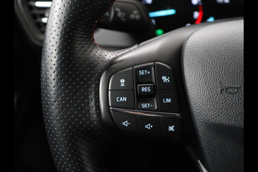 Ford Focus 1.0 EcoBoost ST Line | Panoramadak | Trekhaak | Stoelverwarming | Adaptive cruise | Camera | B&O Sound | Carplay | Navigatie | Full LED | Climate control | Bluetooth