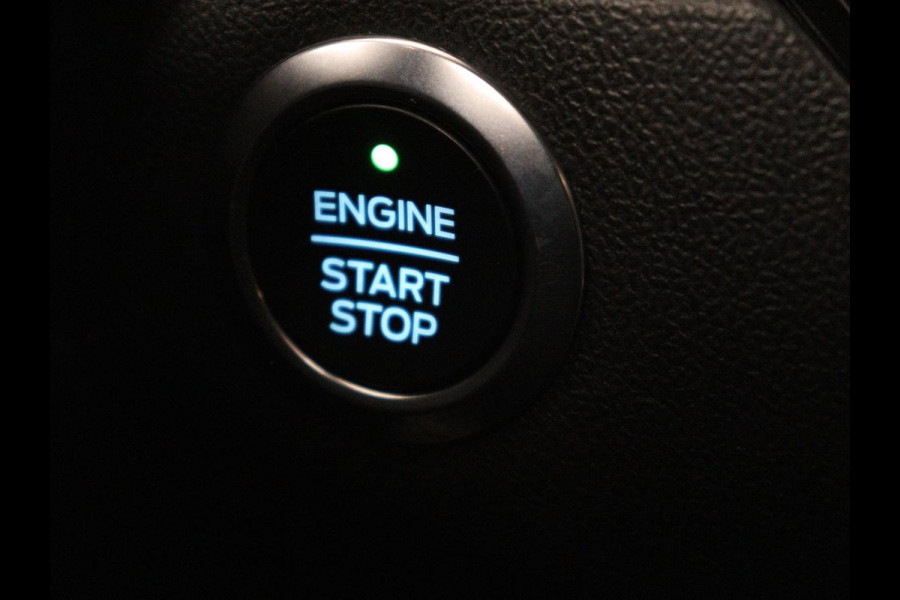 Ford Focus 1.0 EcoBoost ST Line | Panoramadak | Trekhaak | Stoelverwarming | Adaptive cruise | Camera | B&O Sound | Carplay | Navigatie | Full LED | Climate control | Bluetooth