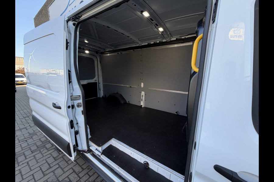 Ford Transit 350 2.0 TDCI 130PK Euro 6 L3H2 Trend RWD CarPlay, cruise/360 camera