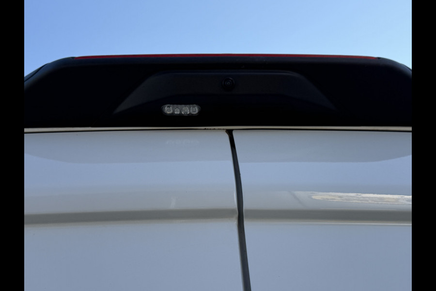 Ford Transit 350 2.0 TDCI 130PK Euro 6 L3H2 Trend RWD CarPlay, cruise/360 camera