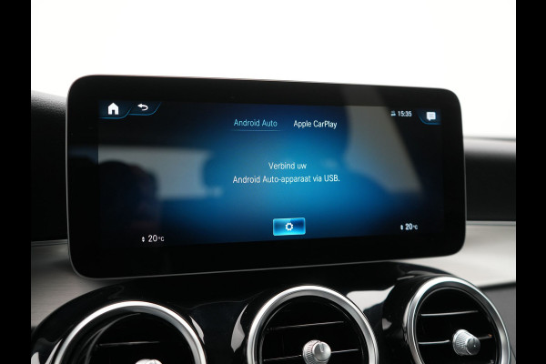 Mercedes-Benz GLC 300e 4MATIC Premium Plug In Hybrid 320pk Dealer O.H. PHEV | Adaptive Cruise | Camera | Lederen Sportstoelen Verwarmd | Apple Carplay | Navigatie | Blis | DAB | 19"L.M |