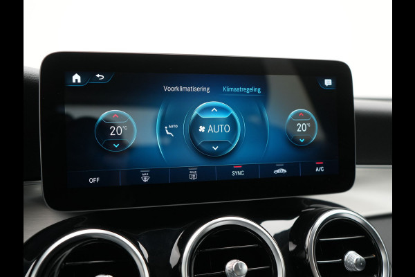 Mercedes-Benz GLC 300e 4MATIC Premium Plug In Hybrid 320pk Dealer O.H. PHEV | Adaptive Cruise | Camera | Lederen Sportstoelen Verwarmd | Apple Carplay | Navigatie | Blis | DAB | 19"L.M |