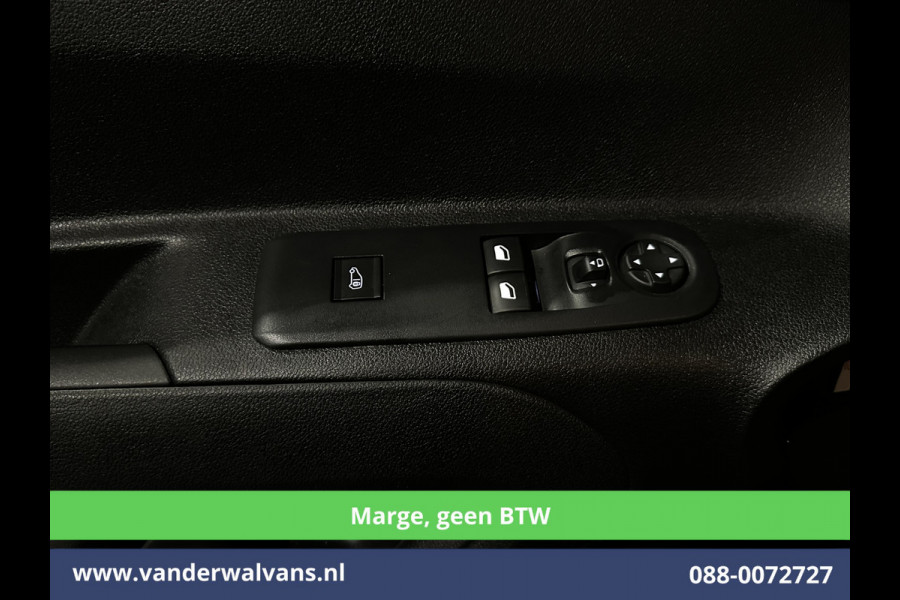 Peugeot Partner 1.2 PureTech **Marge, Geen BTW** 131pk Automaat Benzine L1H1 Euro6 Airco | 3-Zits | Camera | Navigatie | Apple Carplay Cruisecontrol, Android Auto, Parkeersensoren, Bijrijdersbank