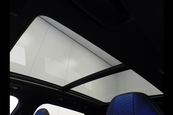 Lynk & Co 01 1.5 PHEV BlackEdition STUURVERW/360CAM/SCHUIFDAK/LED/20"LMV!