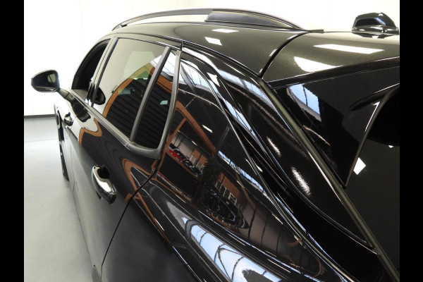 Lynk & Co 01 1.5 PHEV BlackEdition STUURVERW/360CAM/SCHUIFDAK/LED/20"LMV!