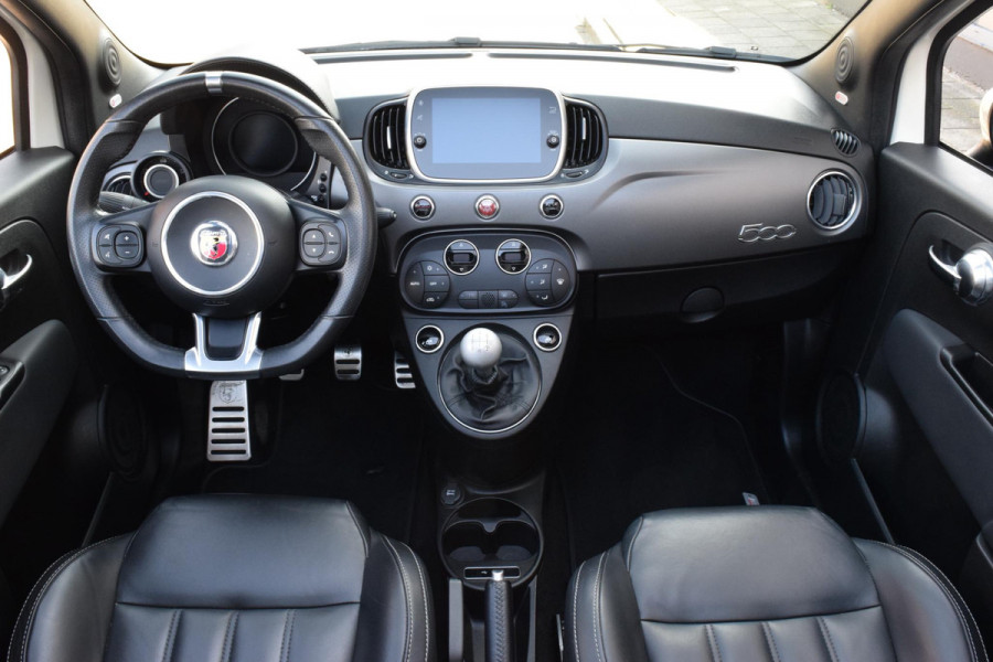 Fiat 500C 1.4 T-Jet Abarth Turismo 70th Anniversary
