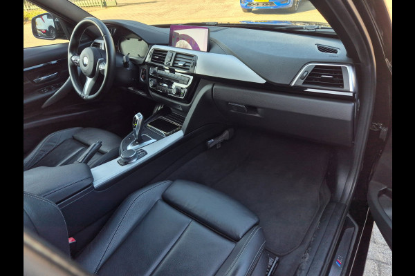 BMW 3-serie 320i M Sport ACC Apple CarPlay Camera Schuifdak Lane assist volle optieslijst H&K High Executive