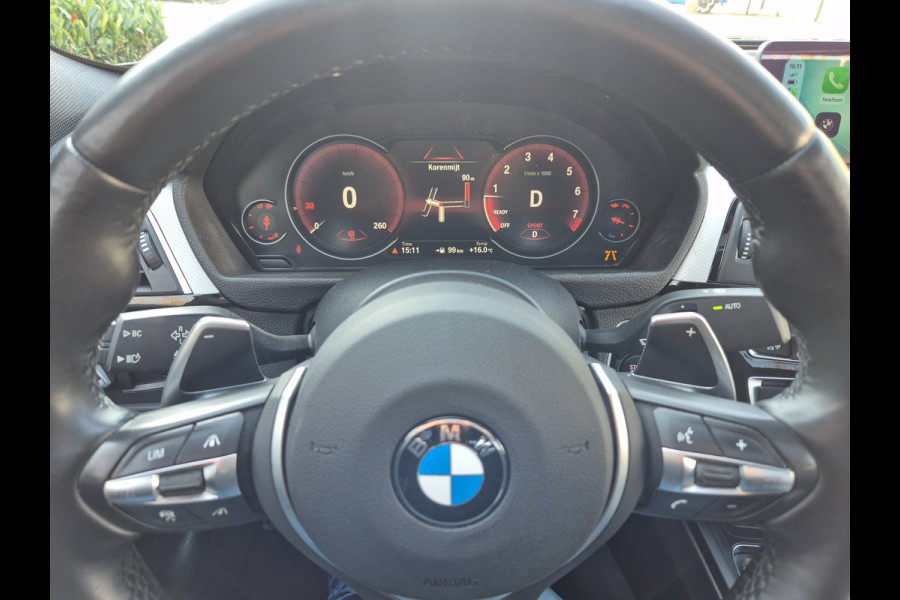 BMW 3-serie 320i M Sport ACC Apple CarPlay Camera Schuifdak Lane assist volle optieslijst H&K High Executive