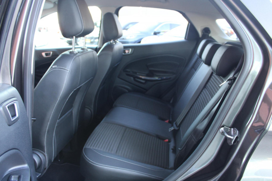 Ford EcoSport 1.0 EcoBoost 125 PK Titanium Automaat | 23dkm! | Climate Control | Cruise Control | Navigatie | Privacy Glass