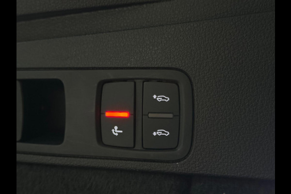 Audi Q5 Sportback 55 TFSI e S-Line PANO|LUCHTVERING|TREKHAAK|AMBIENT|MATRIX|CRUISE|KEYLESS|OPTIK ZWART|22 INCH LMV