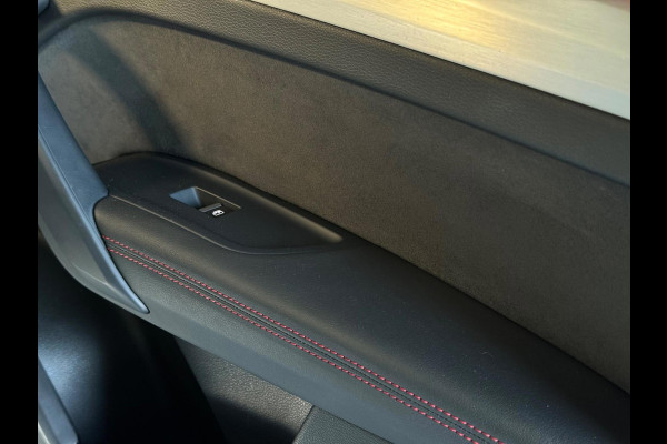 Audi Q5 Sportback 55 TFSI e S-Line PANO|LUCHTVERING|TREKHAAK|AMBIENT|MATRIX|CRUISE|KEYLESS|OPTIK ZWART|22 INCH LMV