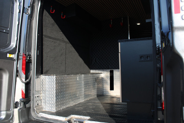 Ford Transit 350 2.0 TDCI L3H2 Trend 130pk - Camper/Grijs Kenteken - Blind Spot - ACC - Trekhaak - Stoelverwarming - Luifel - Rijklaar