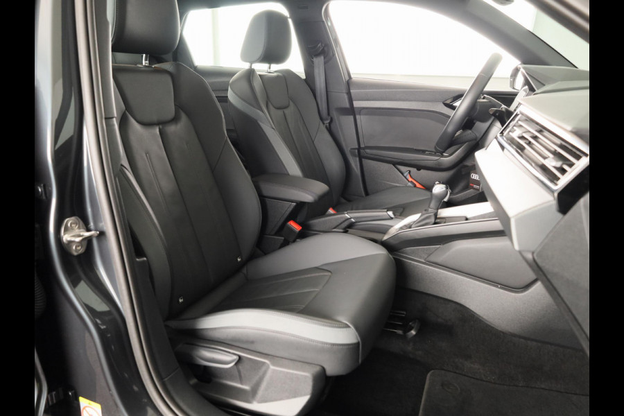 Audi A1 Sportback 30 TFSI S edition 110pk | Led koplampen | Sportstoelen | Navigatie via App | 17 inch Lichtmetalen velgen | Verwarmbare voorstoelen | Verlengde garantie