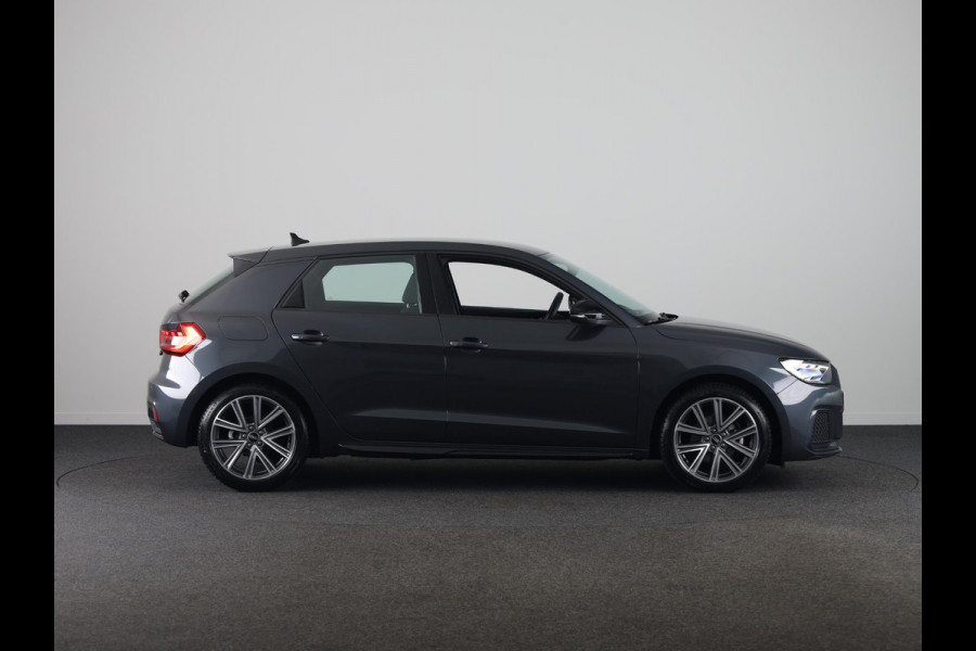 Audi A1 Sportback 30 TFSI S edition 110pk | Led koplampen | Sportstoelen | Navigatie via App | 17 inch Lichtmetalen velgen | Verwarmbare voorstoelen | Verlengde garantie