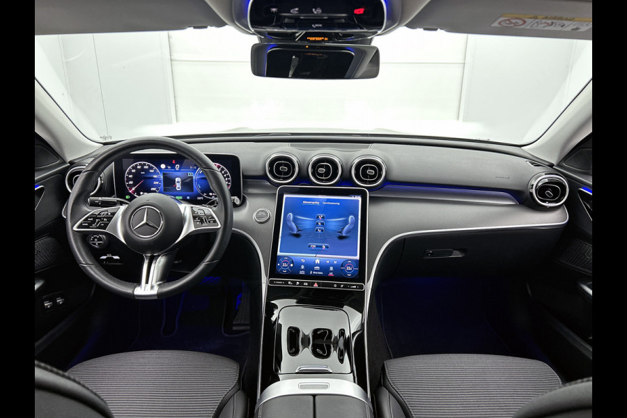 Mercedes-Benz C-Klasse 300 e Business Line Limited | Achteruitrijcamera | Stoelverwarming | Sfeerverlichting | Apple carplay |  Navigatie | Inclusief 24 maanden MB Certified garantie voor Europa.
