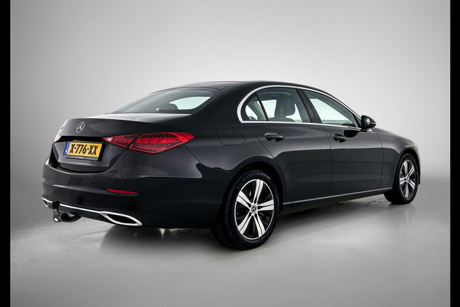 Mercedes-Benz C-Klasse 300 e Business Line Limited | Achteruitrijcamera | Stoelverwarming | Sfeerverlichting | Apple carplay |  Navigatie | Inclusief 24 maanden MB Certified garantie voor Europa.