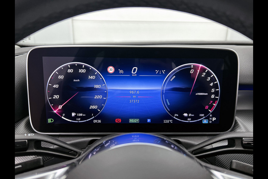 Mercedes-Benz C-Klasse 300 e Business Line Limited | Achteruitrijcamera | Stoelverwarming | Sfeerverlichting | Apple carplay |  Navigatie | Inclusief 24 maanden MB Certified garantie voor Europa.