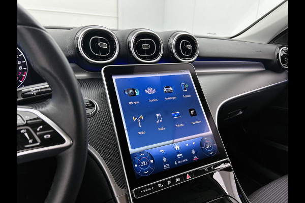 Mercedes-Benz C-Klasse 300 e Business Line Limited | Achteruitrijcamera | Stoelverwarming | Sfeerverlichting | Apple carplay |  Navigatie | Inclusief 24 maanden MB Certified garantie voor Europa.