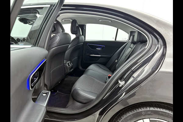 Mercedes-Benz C-Klasse 300 e Business Line Limited | Achteruitrijcamera | Stoelverwarming | Sfeerverlichting | Apple carplay |  Navigatie | Inclusief 24 maanden MB Certified garantie voor Europa.