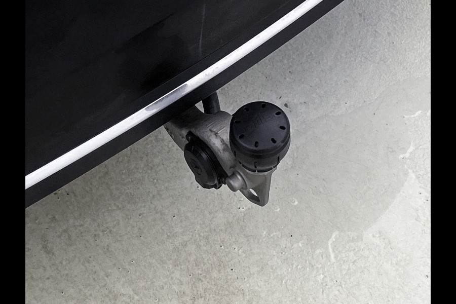 Mercedes-Benz C-Klasse 300 e Business Line Limited | Achteruitrijcamera | Stoelverwarming | Sfeerverlichting | Apple carplay |  Navigatie | Inclusief 24 maanden MB Certified garantie voor Europa.