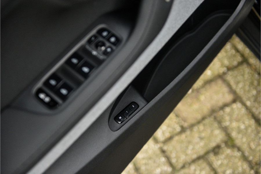 Polestar 2 Long Range Dual Motor Launch Edition ** Performance ** Leder ** 20inch ** Ventilatie ** Ohlins onderstel