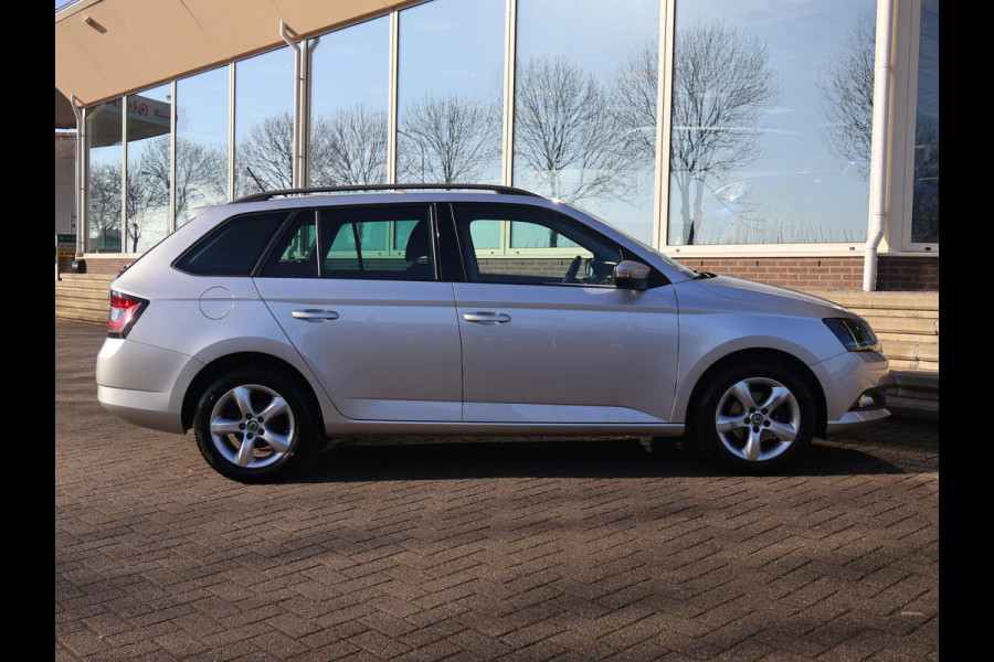 Škoda Fabia Combi 1.0 TSI AMBITION + TREKHAAK | NAVIGATIE | CLIMATE | CRUISE | LMV