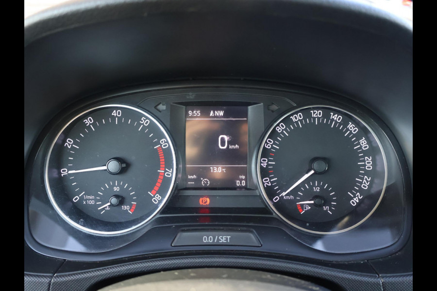 Škoda Fabia Combi 1.0 TSI AMBITION + TREKHAAK | NAVIGATIE | CLIMATE | CRUISE | LMV