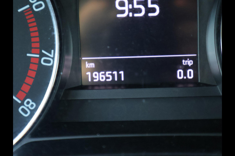 Škoda Fabia Combi 1.0 TSI AMBITION + TREKHAAK | NAVIGATIE | CLIMATE | CRUISE | LMV