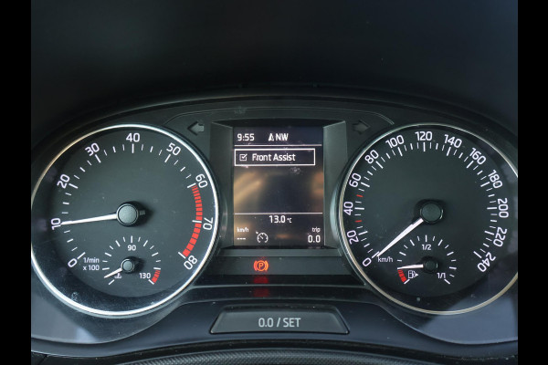 Škoda Fabia Combi 1.0 TSI AMBITION + TREKHAAK | NAVIGATIE | CLIMATE | CRUISE | LMV
