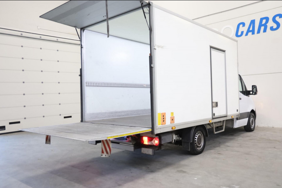 Mercedes-Benz Sprinter 316 2.2 CDI AUTOMAAT BAKWAGEN LAADKLEP ZIJDEUR CLIMA MBUX MEUBELBAK DHOLLANDIA CRUISE LEASE v/a 188,- p.m.