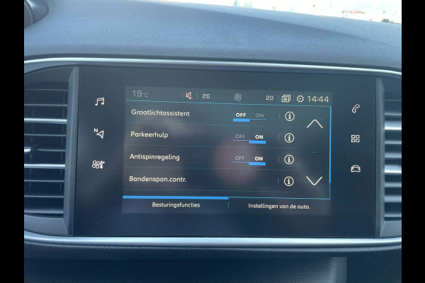 Peugeot 308 SW 1.2 PureTech Blue Lease Executive