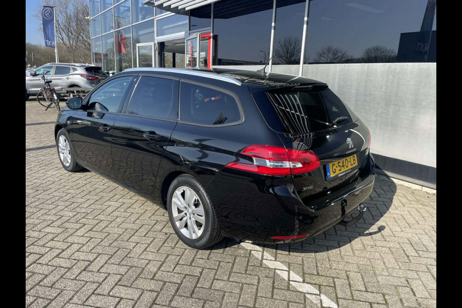 Peugeot 308 SW 1.2 PureTech Blue Lease Executive