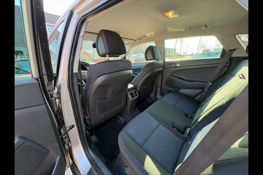 Hyundai Tucson 1.6 T-GDi Comfort 4WD Nieuwe APK CAMERA,STOELVERWARMING,TREKHAAK