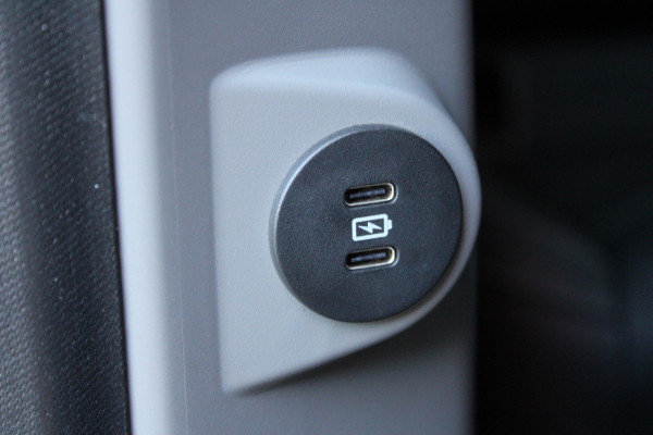 Ford Tourneo Custom PHEV L1H1 Titanium X | Panorama | Leder | AGR | B&O | 2x Elektr.schuifdeuren