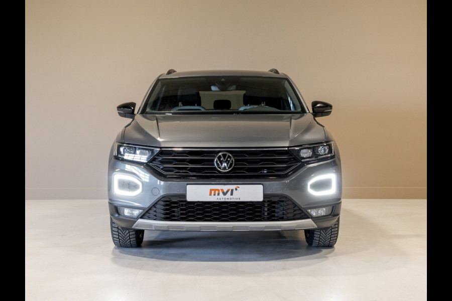 Volkswagen T-Roc Sport / 150pk / Achteruitrij camera / Virtual cockpit / Adaptieve cruise control /