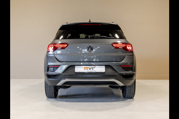 Volkswagen T-Roc Sport / 150pk / Achteruitrij camera / Virtual cockpit / Adaptieve cruise control /
