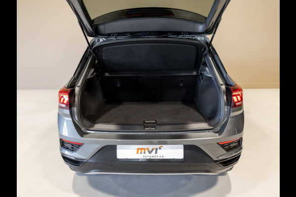 Volkswagen T-Roc Sport / 150pk / Achteruitrij camera / Virtual cockpit / Adaptieve cruise control /