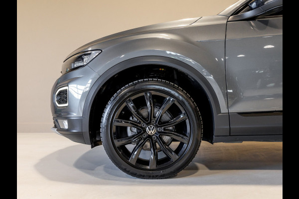 Volkswagen T-Roc Sport / 150pk / Achteruitrij camera / Virtual cockpit / Adaptieve cruise control /