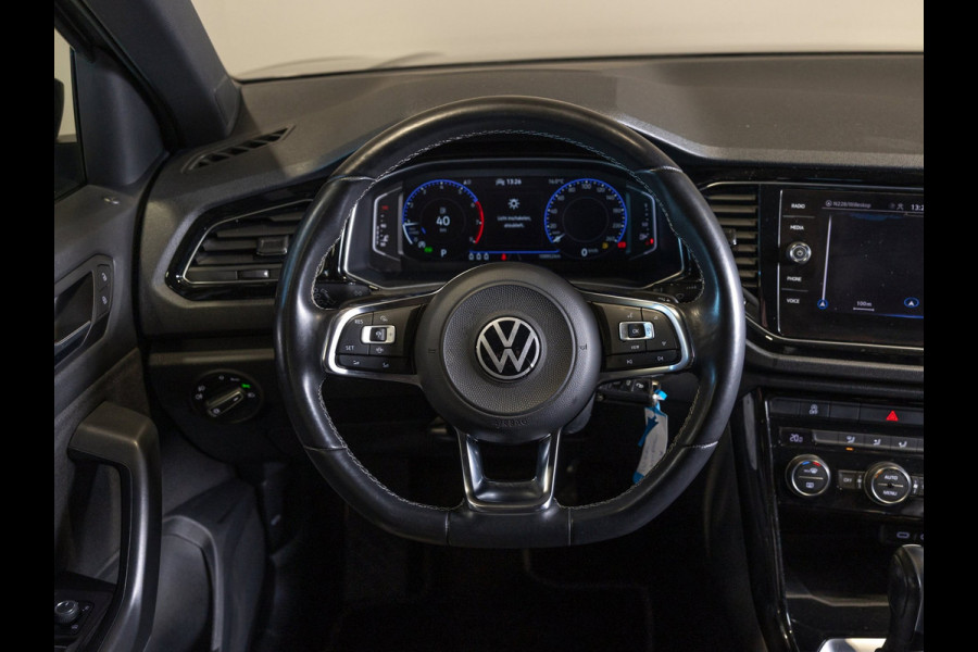 Volkswagen T-Roc Sport / 150pk / Achteruitrij camera / Virtual cockpit / Adaptieve cruise control /