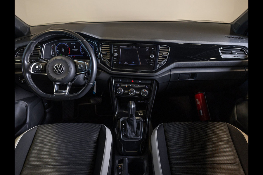 Volkswagen T-Roc Sport / 150pk / Achteruitrij camera / Virtual cockpit / Adaptieve cruise control /