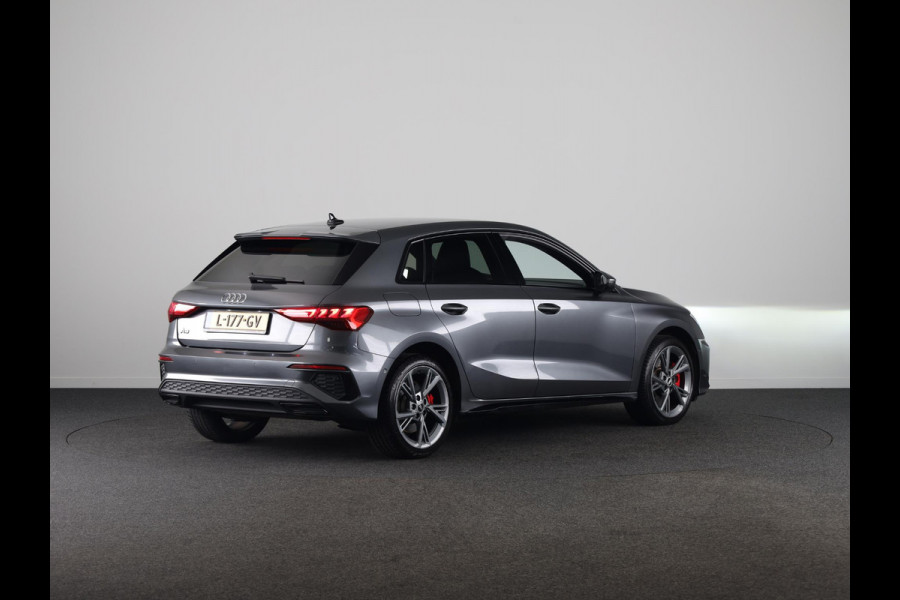 Audi A3 Sportback 45 TFSI e S edition Competition 245pk | Ambient Lighting | Afgevlakt stuur | Audi soundsystem | Parkeerhulp V+A