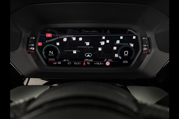 Audi A3 Sportback 45 TFSI e S edition Competition 245pk | Ambient Lighting | Afgevlakt stuur | Audi soundsystem | Parkeerhulp V+A