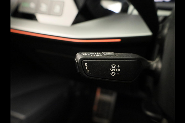 Audi A3 Sportback 45 TFSI e S edition Competition 245pk | Ambient Lighting | Afgevlakt stuur | Audi soundsystem | Parkeerhulp V+A