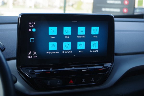 Volkswagen ID.4 Max 77 kWh, Winterpakket, Leder / Alcantara, Camera, Warmtepomp