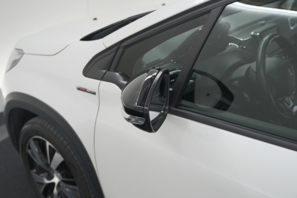 Peugeot 2008 PureTech 110 EAT6 GT-Line | Trekhaak | Camera | Navigatie | Parkeersensoren