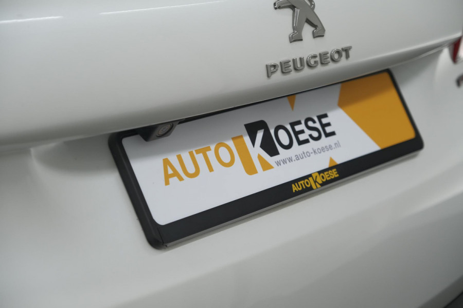 Peugeot 2008 PureTech 110 EAT6 GT-Line | Trekhaak | Camera | Navigatie | Parkeersensoren