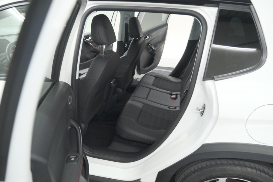 Peugeot 2008 PureTech 110 EAT6 GT-Line | Trekhaak | Camera | Navigatie | Parkeersensoren